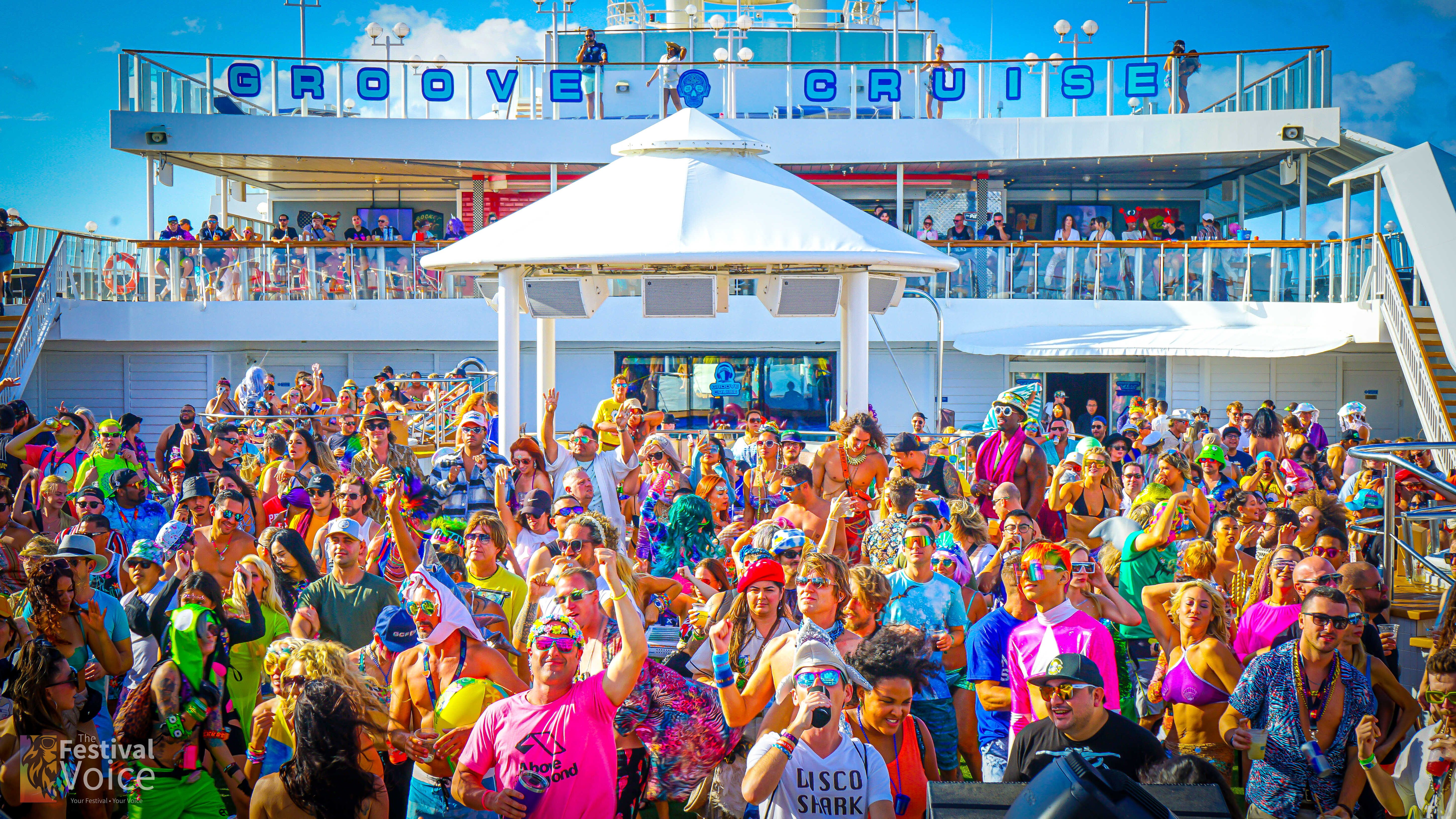 groove-cruise-cabo-2022-161_optimized