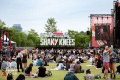 DSC_4337_SHAKYKNEES_SMILINGEYESMEDIA_SEM
