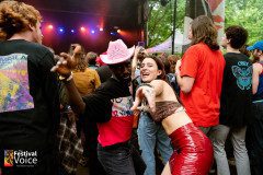 DSC_4905_SHAKYKNEES_SMILINGEYESMEDIA_SEM