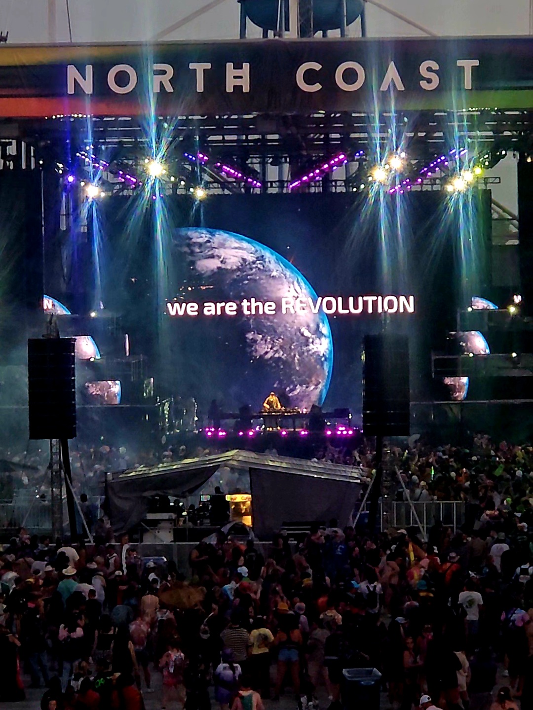 Liquid Stranger Tugs Heartstrings With "Revolution"
